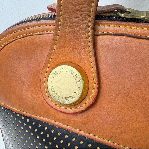 Dooney Bourke Vintage Satchel Crossbody Convertible Perforated Leather Bag Purse - Picture 5 of 16